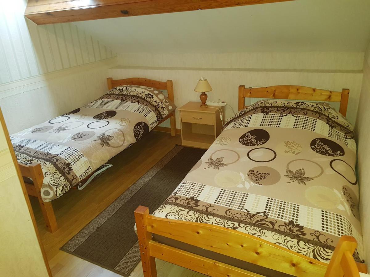 Chambres D'Hotes Vadiera Autun Zimmer foto